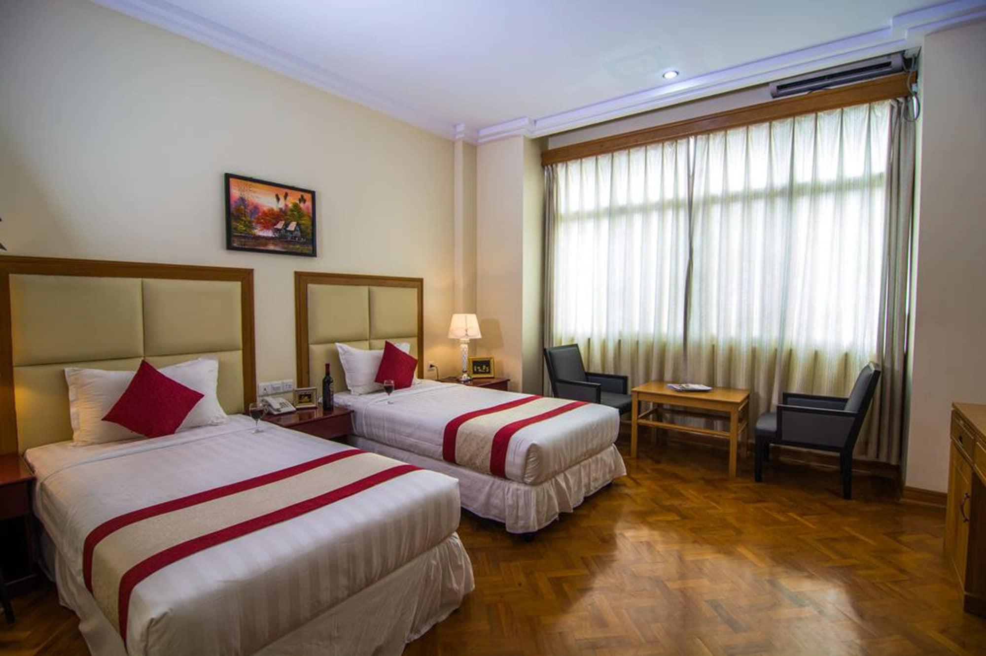 Royal Inlay Hotel Nyaung Shwe Eksteriør billede