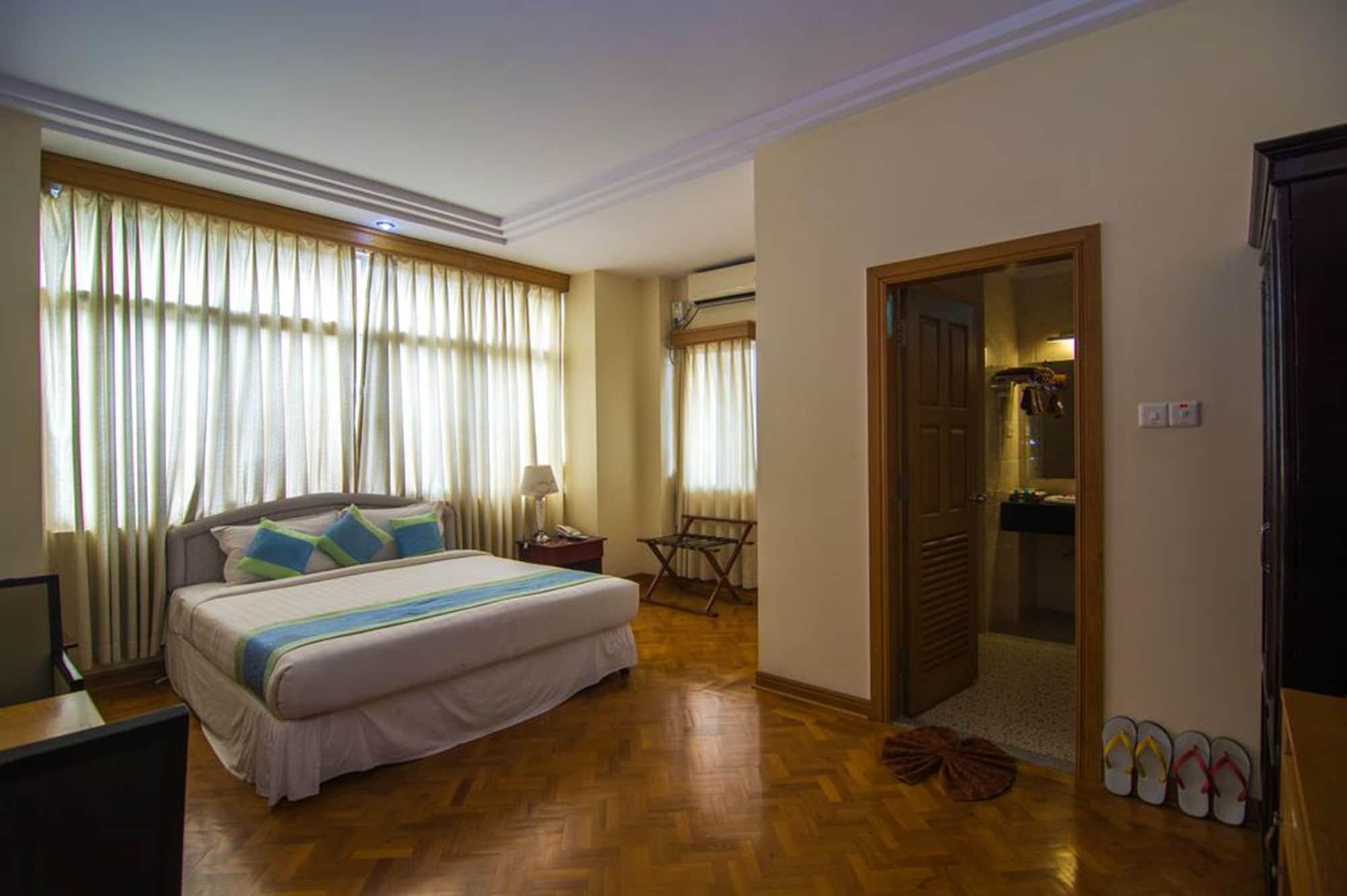 Royal Inlay Hotel Nyaung Shwe Eksteriør billede