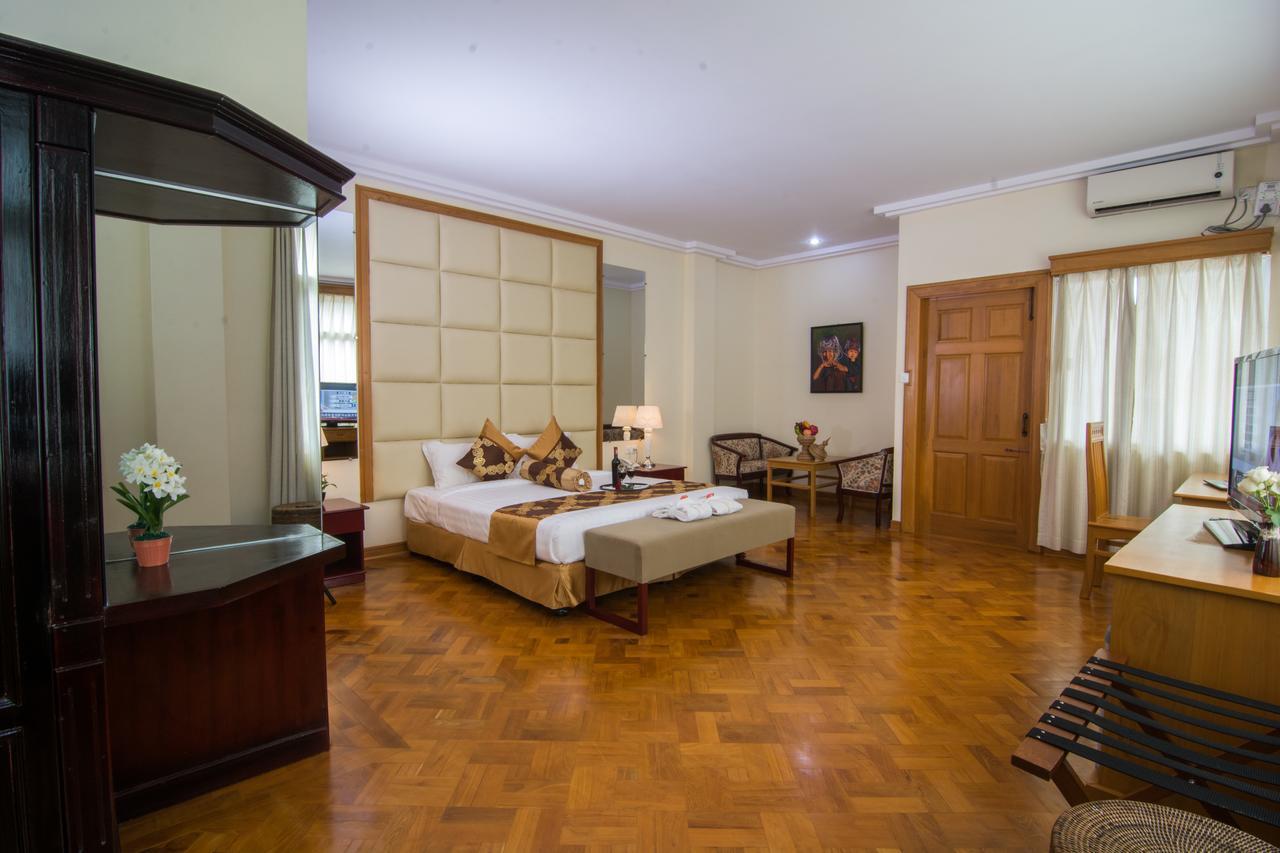 Royal Inlay Hotel Nyaung Shwe Eksteriør billede